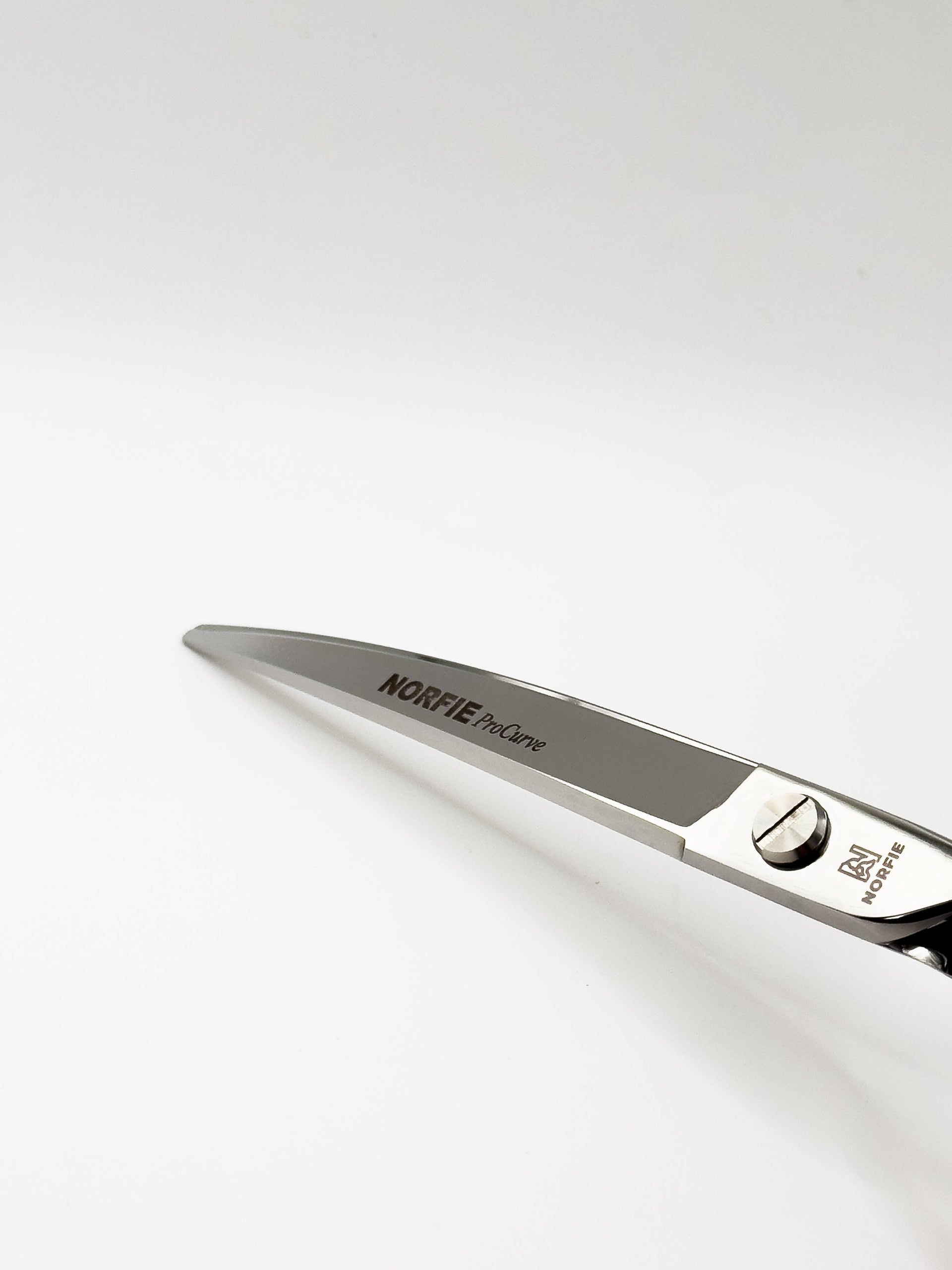 Norfie ProCurve 7.5” Curved VG10 Grooming Shear